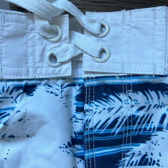 U.S. Apparel swim trunks BNWT - Picture 4 of 7